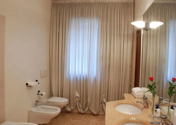 Couette-café Locazione Turistica Gioia *